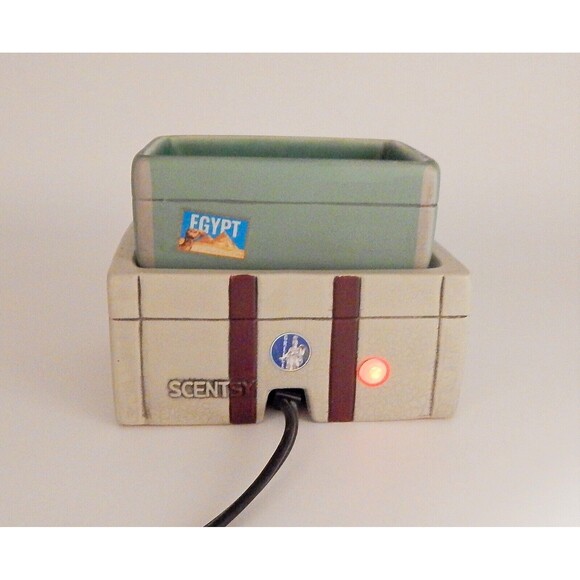 Scentsy Full Wax Warmer Bon Voyage Travel Suitcase Two Piece Aromatherapy - Picture 9 of 9